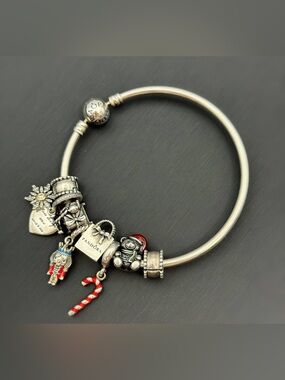 Jewelry Pandora 925 sterling silver gold  7.5” charm bracelet with 8 charms